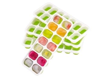 Spill-Resistant Silicone Ice Cube Tray
